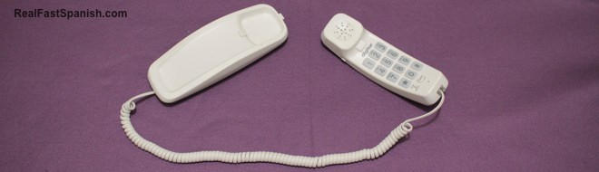 i need to make a phone call in spanish